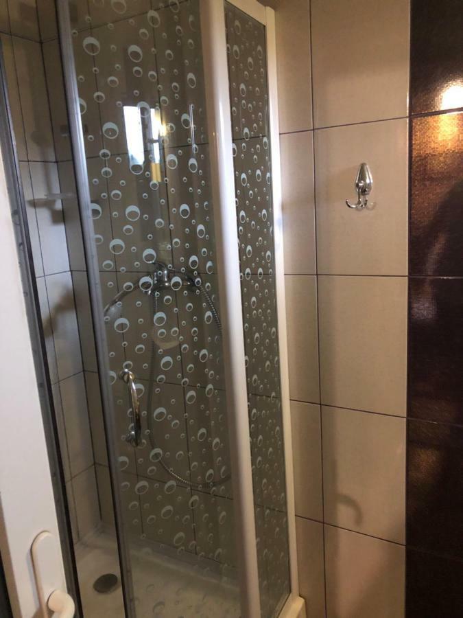 Pensiunea Flora Piatra Neamţ Eksteriør billede